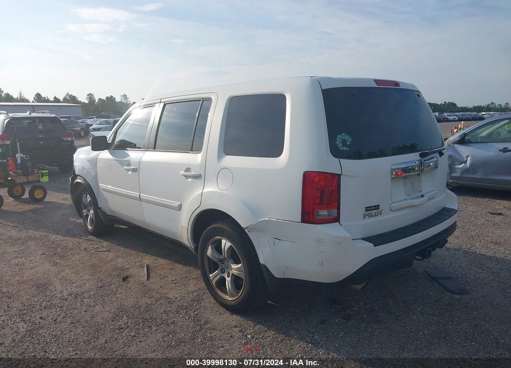 2013 HONDA PILOT EX VIN: 5FNYF3H44DB025405