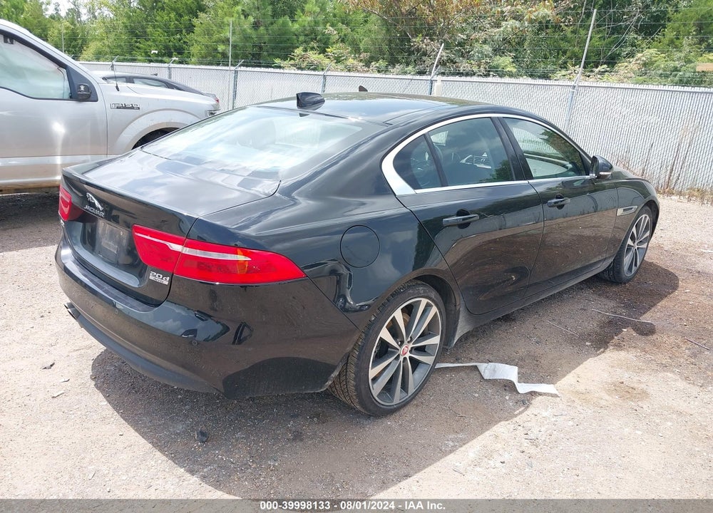 2017 JAGUAR XE 20D PRESTIGE VIN: SAJAK4BN8HA952315