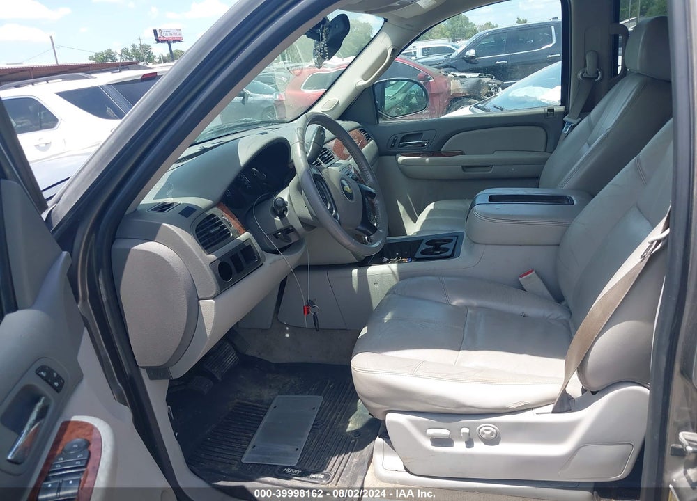 2007 CHEVROLET TAHOE LT VIN: 1GNFC13J47J124960