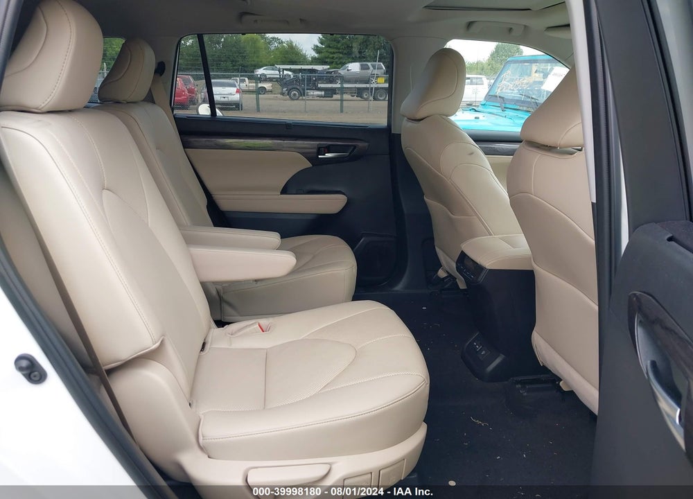 2023 TOYOTA HIGHLANDER LIMITED VIN: 5TDKDRBH7PS033878