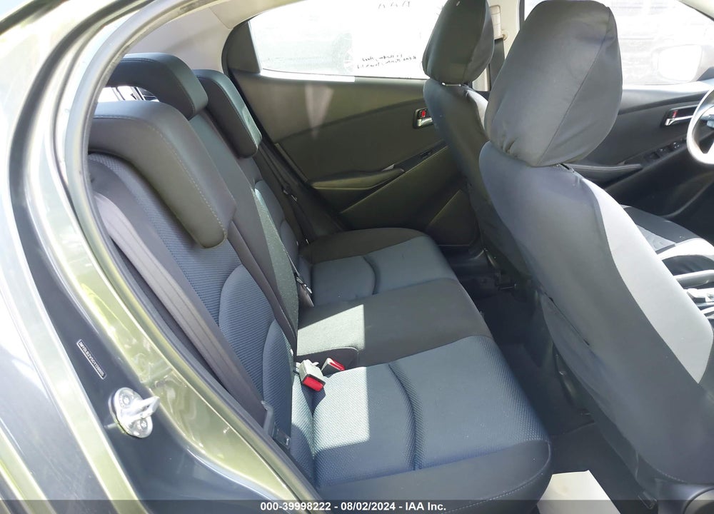 2016 SCION IA VIN: 3MYDLBZV5GY139805