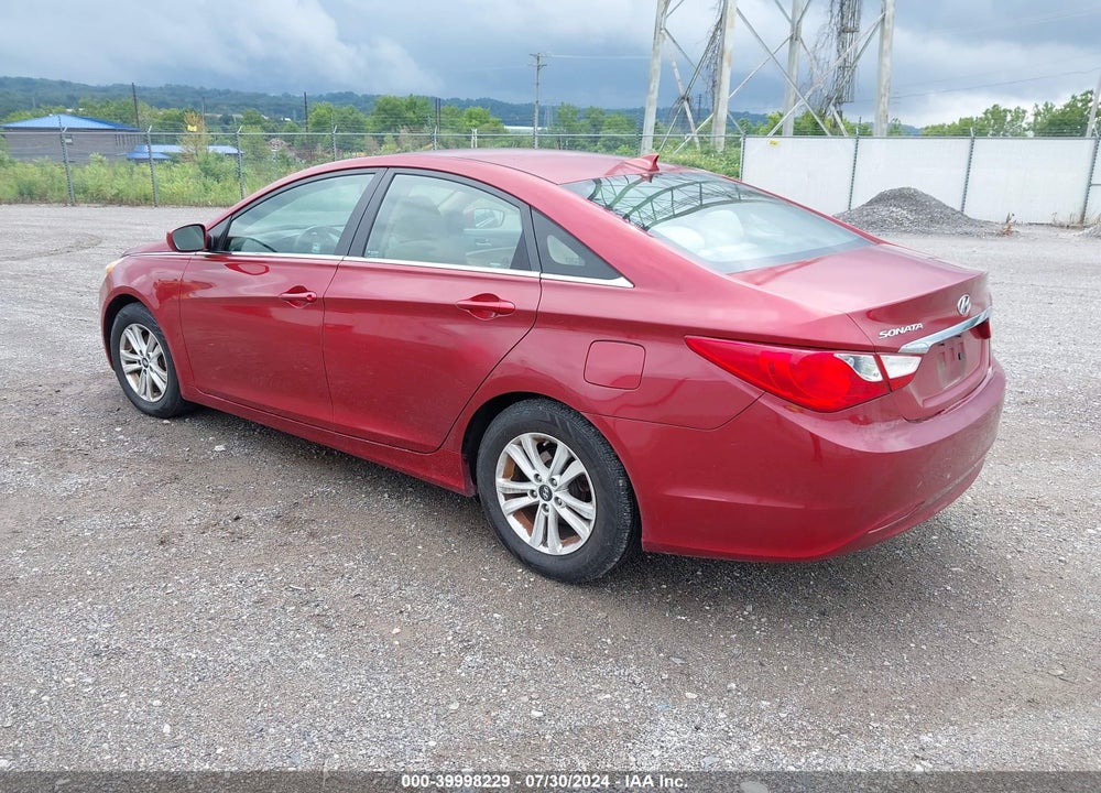 2013 HYUNDAI SONATA GLS VIN: 5NPEB4AC8DH722387