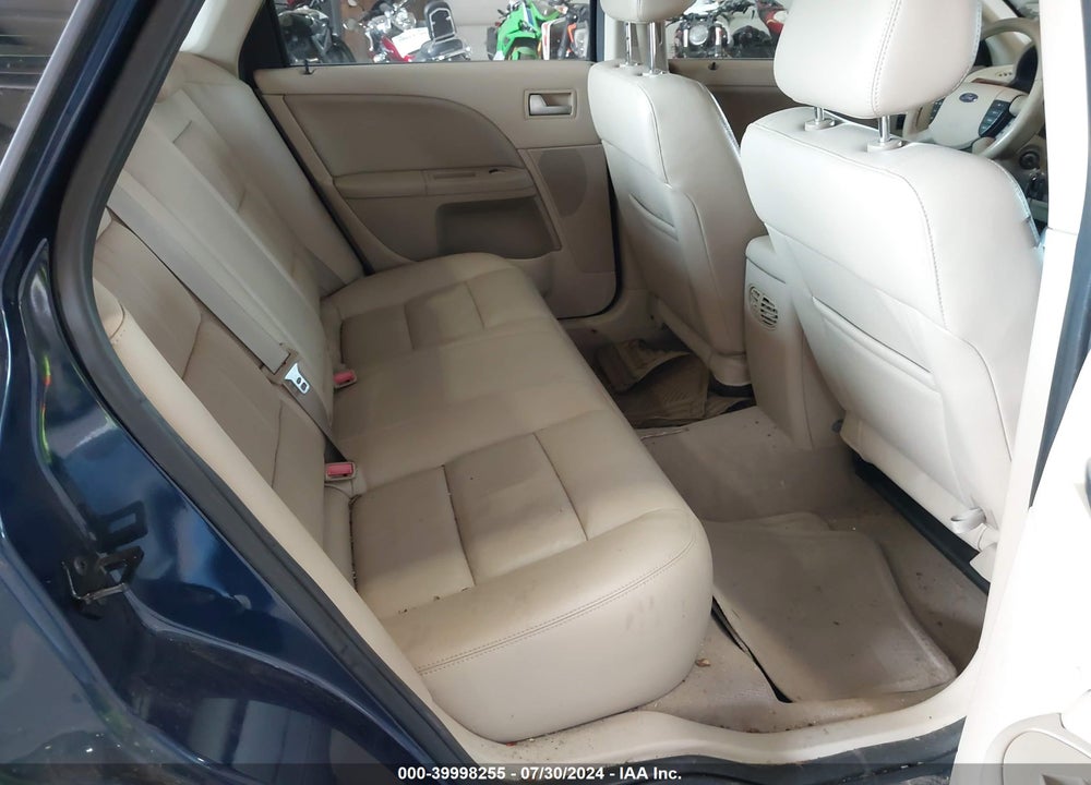 2005 FORD FIVE HUNDRED LIMITED VIN: 1FAHP28135G205680