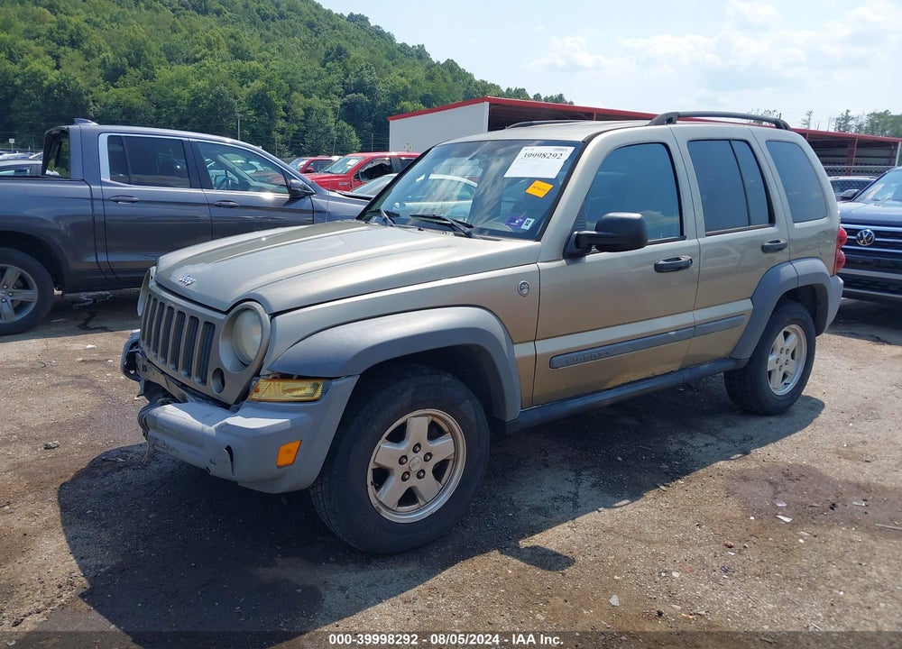 2005 JEEP LIBERTY VIN: 1J4GL48K95W707423