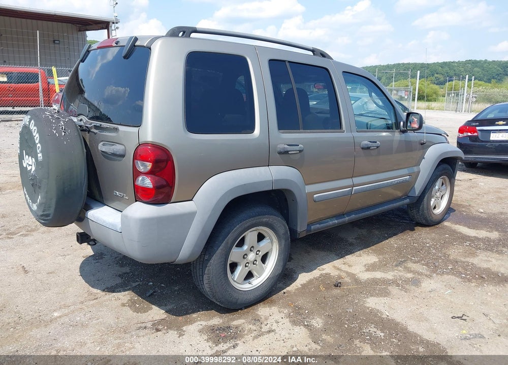 2005 JEEP LIBERTY VIN: 1J4GL48K95W707423