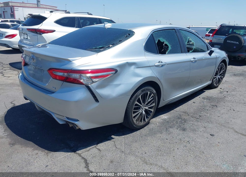 2020 TOYOTA CAMRY SE VIN: 4T1G11AK9LU327121