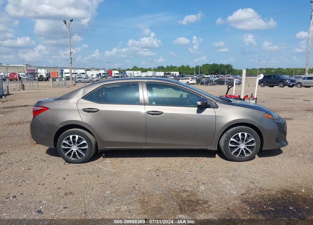 2019 TOYOTA COROLLA LE VIN: 2T1BURHE8KC190222