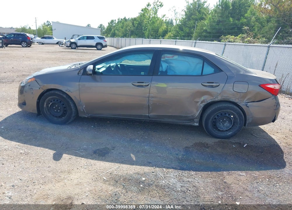 2019 TOYOTA COROLLA LE VIN: 2T1BURHE8KC190222