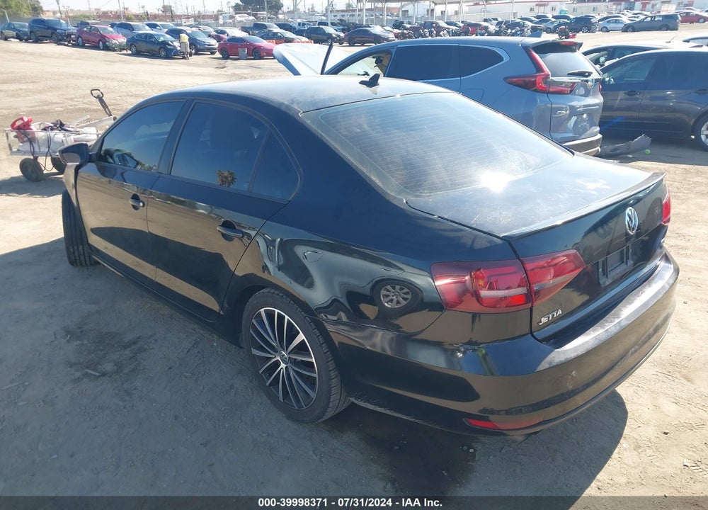 2016 VOLKSWAGEN JETTA 1.8T SPORT VIN: 3VWD17AJ3GM419205