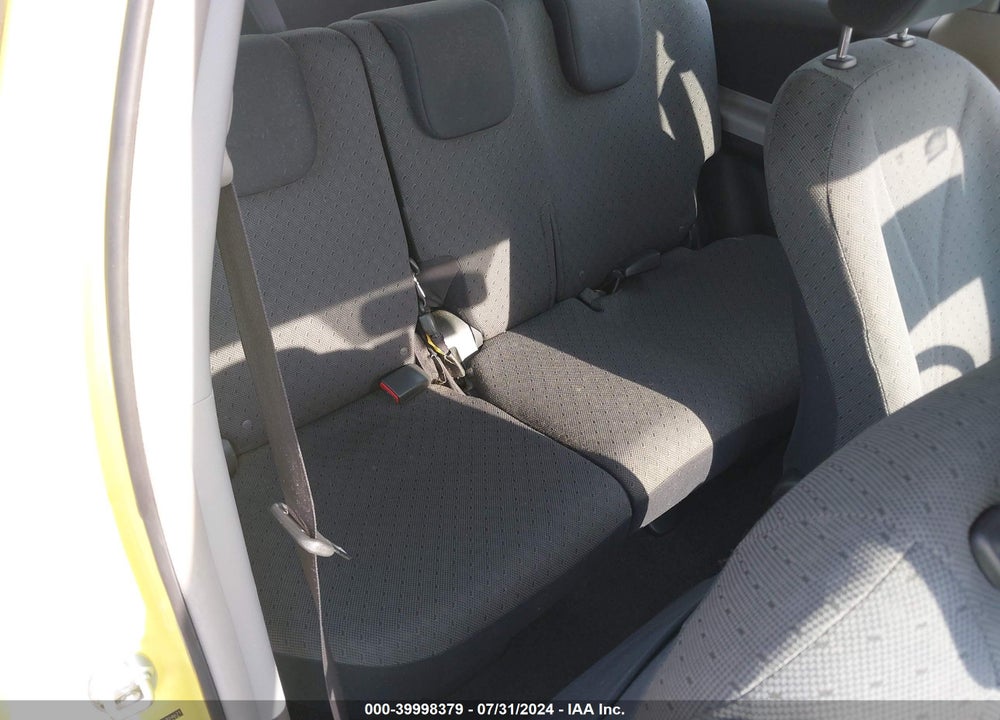 2010 TOYOTA YARIS VIN: JTDJT4K31A5324671