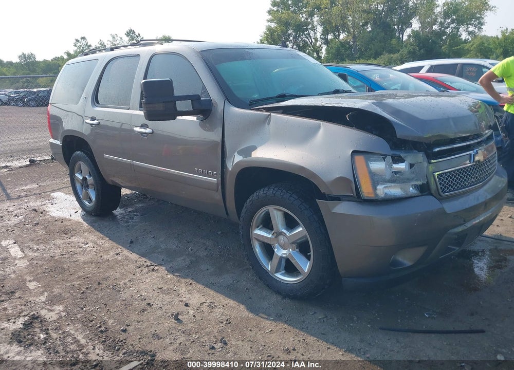 2011 CHEVROLET TAHOE LTZ VIN: 1GNSKCE04BR236136
