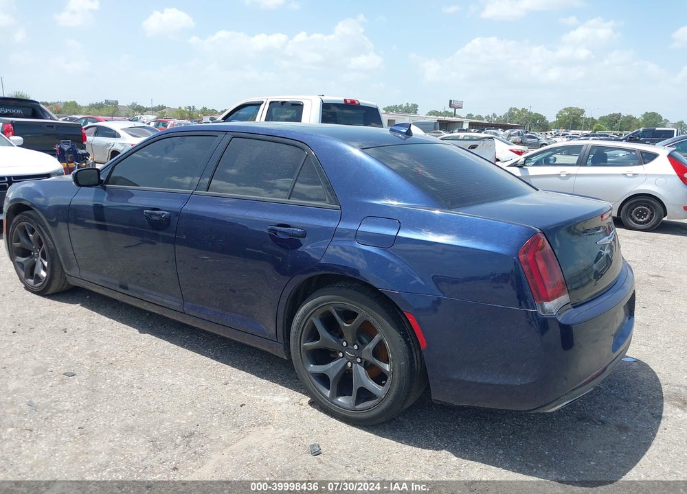 2016 CHRYSLER 300 300S VIN: 2C3CCABG2GH230055