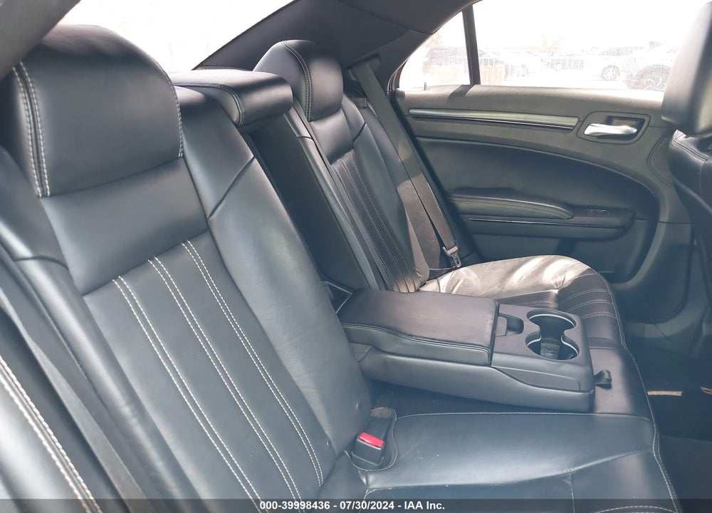 2016 CHRYSLER 300 300S VIN: 2C3CCABG2GH230055