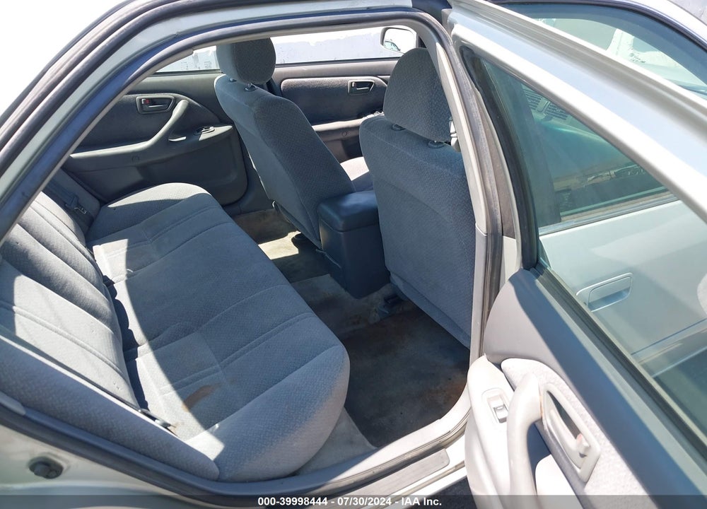 2000 TOYOTA CAMRY CE/LE/XLE VIN: 4T1BG22K6YU625937