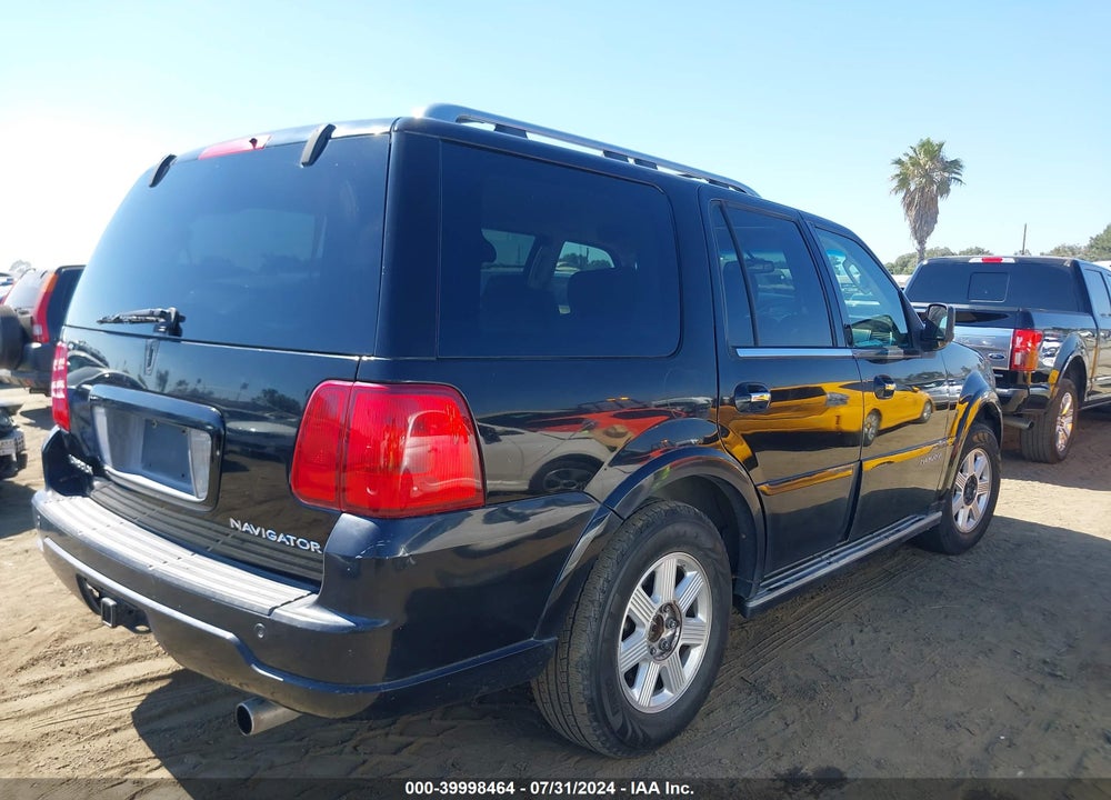 2006 LINCOLN NAVIGATOR LUXURY/ULTIMATE VIN: 5LMFU27536LJ08074