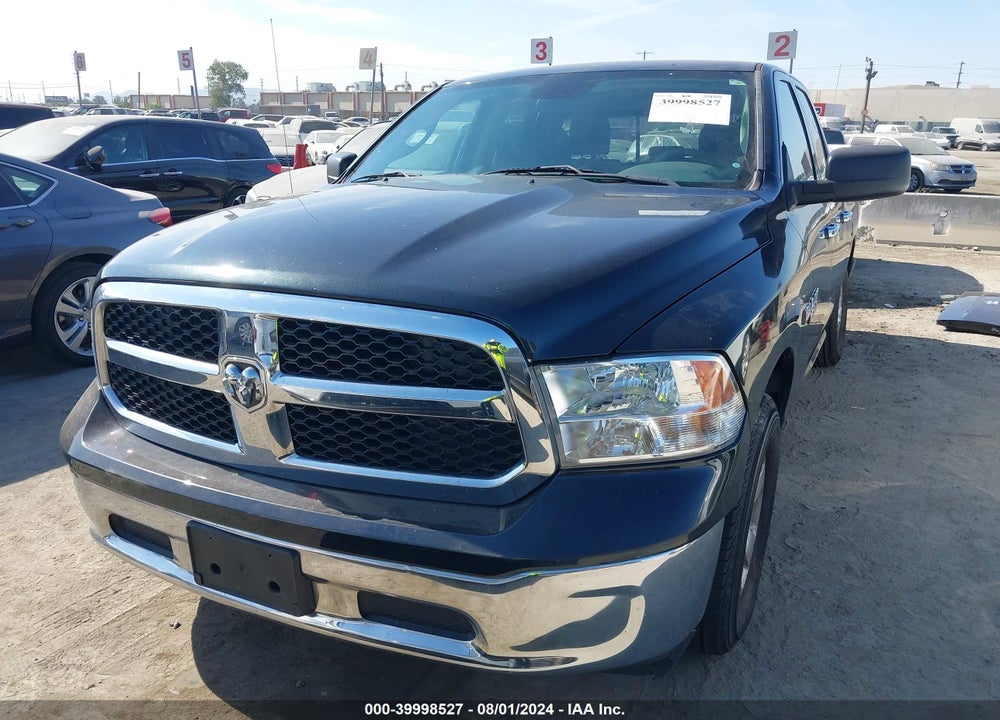 2018 RAM 1500 SLT QUAD CAB 4X2 6'4 BOX VIN: 1C6RR6GT7JS126921