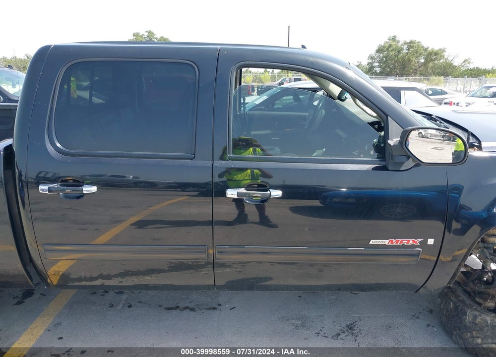2007 GMC SIERRA 1500 SLT VIN: 3GTEK13Y67G528137