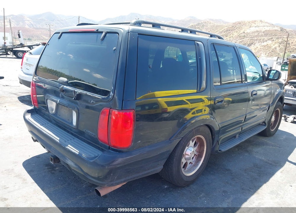 1998 LINCOLN NAVIGATOR VIN: 5LMPU28L2WLJ24610