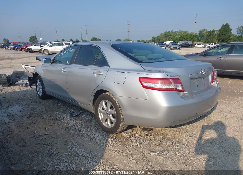 2011 TOYOTA CAMRY LE VIN: 4T1BF3EK6BU158319