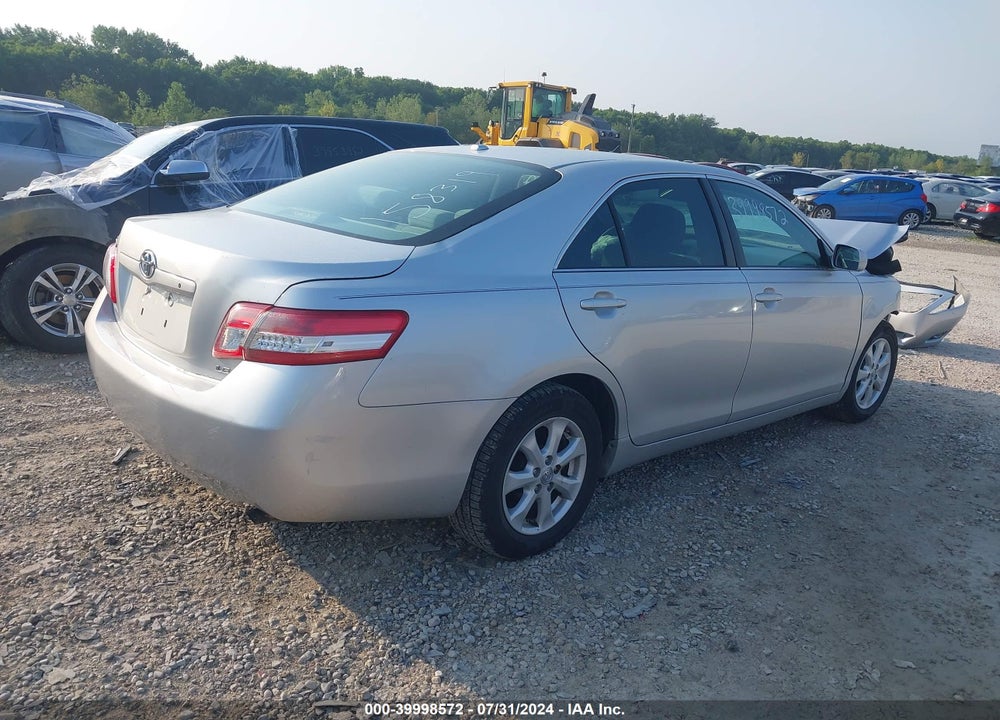 2011 TOYOTA CAMRY LE VIN: 4T1BF3EK6BU158319