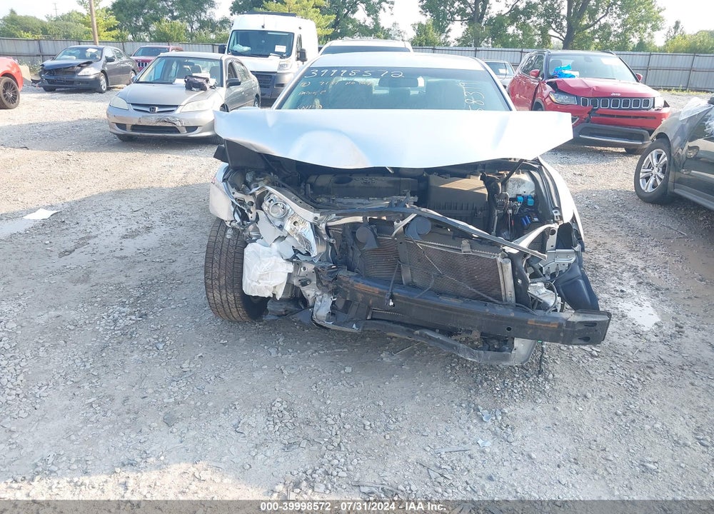 2011 TOYOTA CAMRY LE VIN: 4T1BF3EK6BU158319