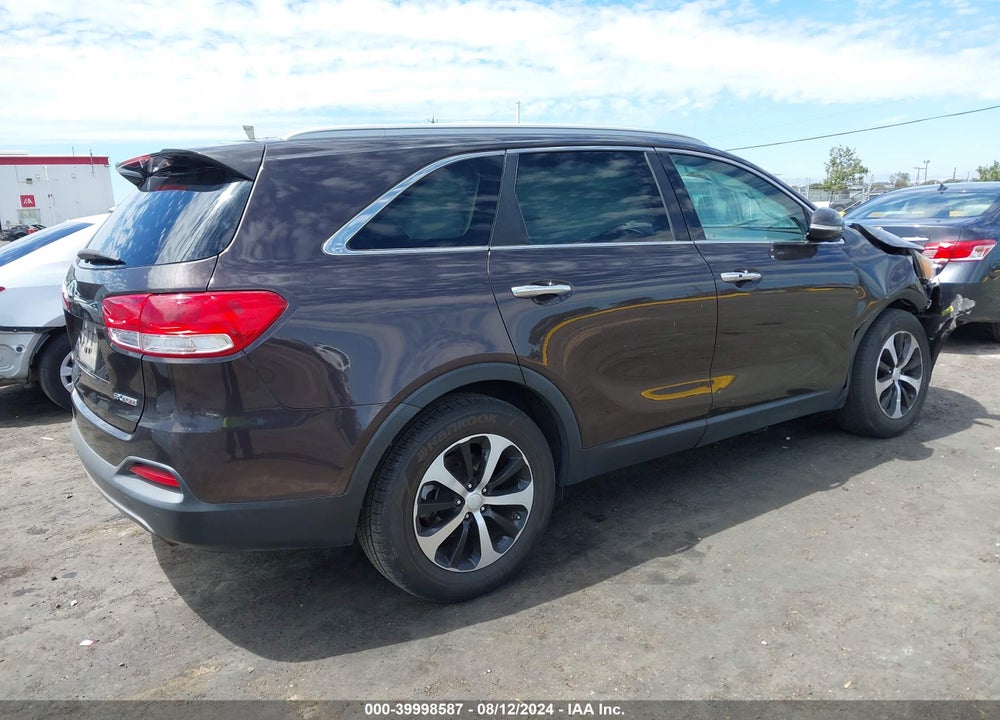 2017 KIA SORENTO 2.0T EX VIN: 5XYPH4A15HG295043