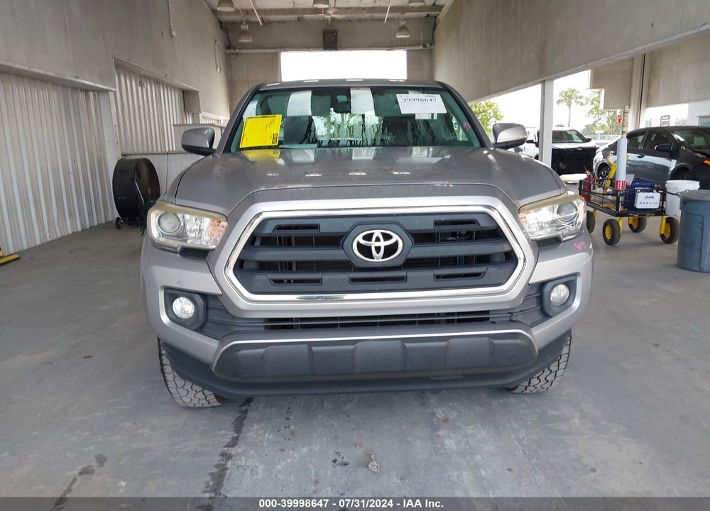 2017 TOYOTA TACOMA SR5 V6 VIN: 3TMAZ5CN0HM031224