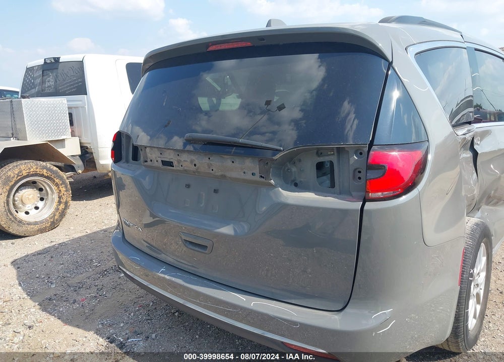 2022 CHRYSLER PACIFICA TOURING L VIN: 2C4RC1BG2NR186393