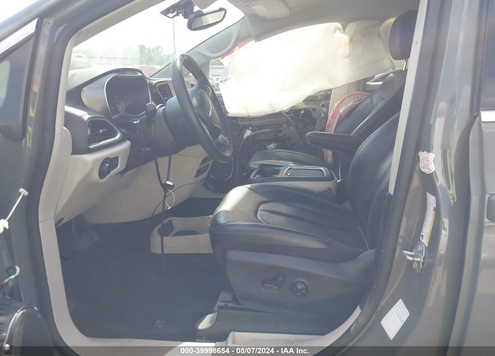 2022 CHRYSLER PACIFICA TOURING L VIN: 2C4RC1BG2NR186393