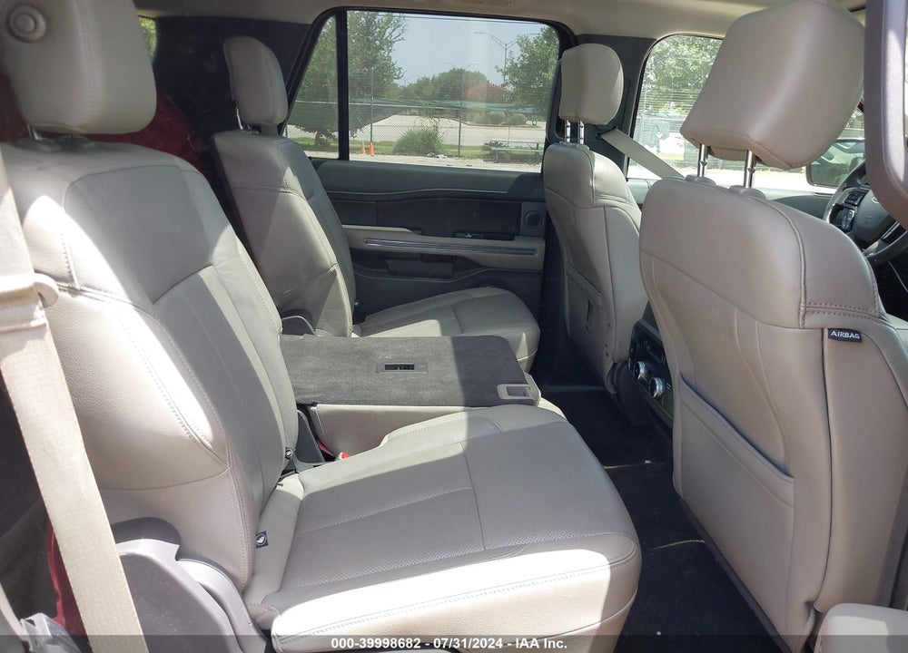 2018 FORD EXPEDITION XLT VIN: 1FMJU1HT1JEA40309