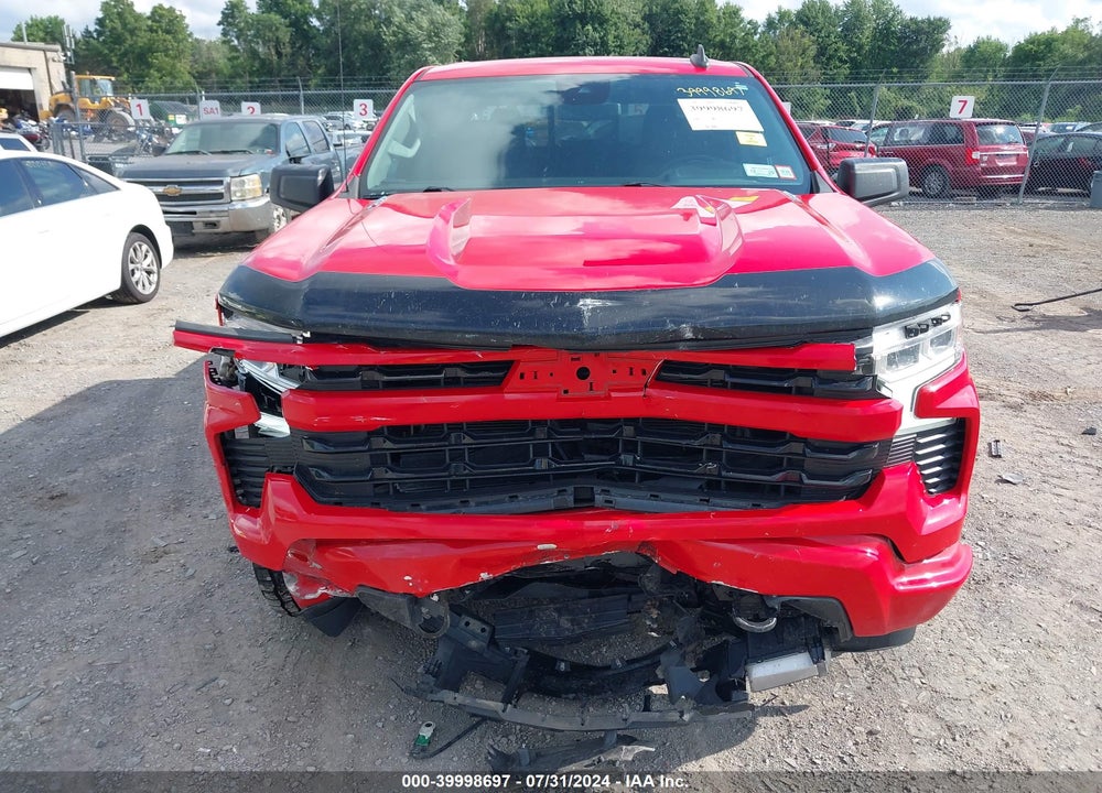 2022 CHEVROLET SILVERADO 1500 4WD STANDARD BED RST VIN: 3GCUDEET5NG505380