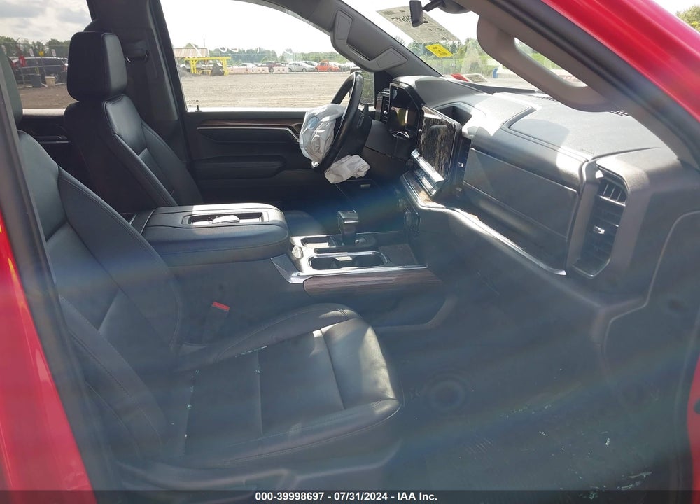 2022 CHEVROLET SILVERADO 1500 4WD STANDARD BED RST VIN: 3GCUDEET5NG505380