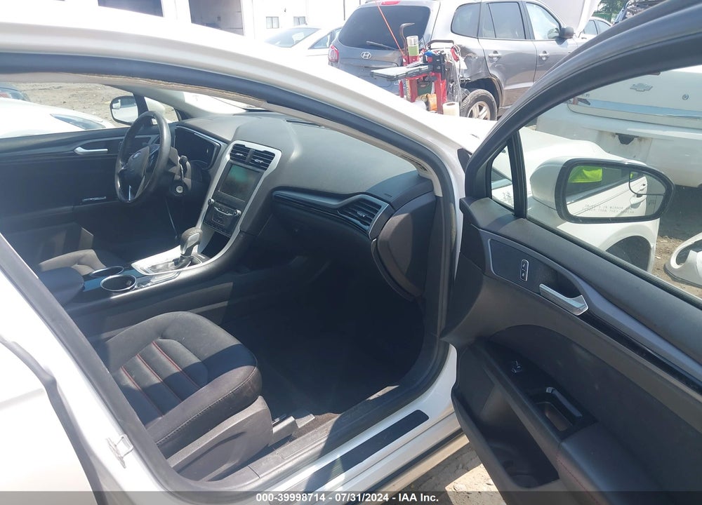 2014 FORD FUSION SE VIN: 1FA6P0H73E5352349
