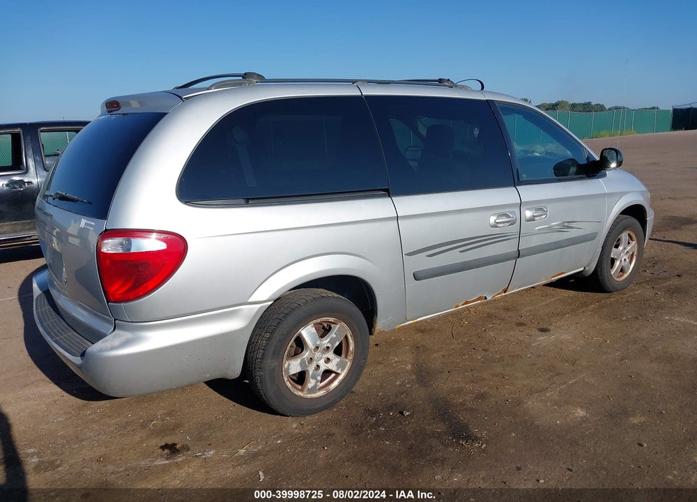 2006 DODGE GRAND CARAVAN VIN: 1D4GP24R26B585727