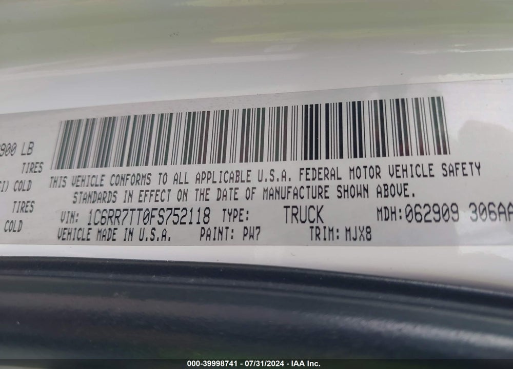 2015 RAM 1500 LONE STAR VIN: 1C6RR7TT0FS752118