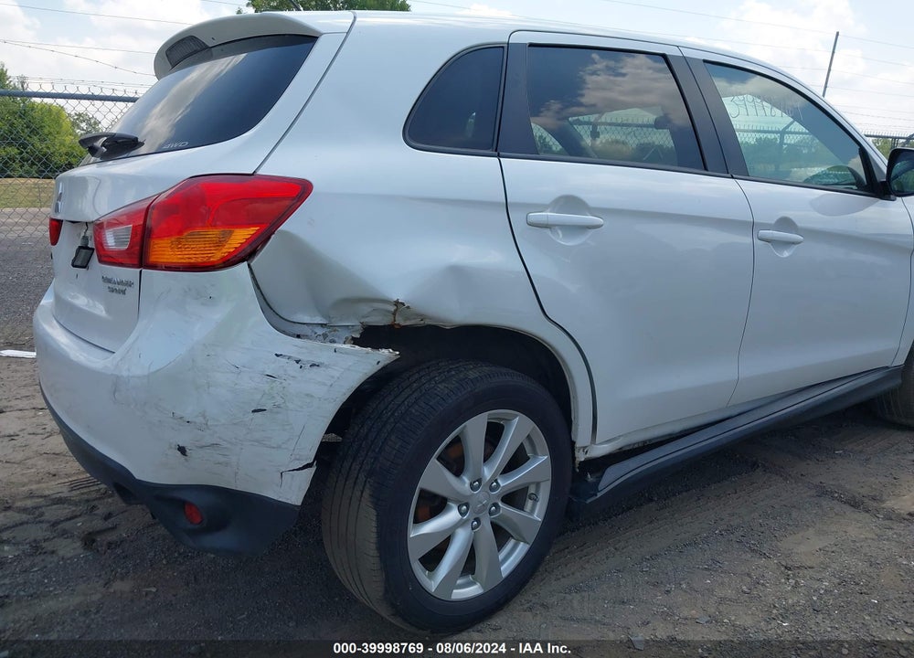 2014 MITSUBISHI OUTLANDER SPORT ES VIN: 4A4AR3AU8EE007844