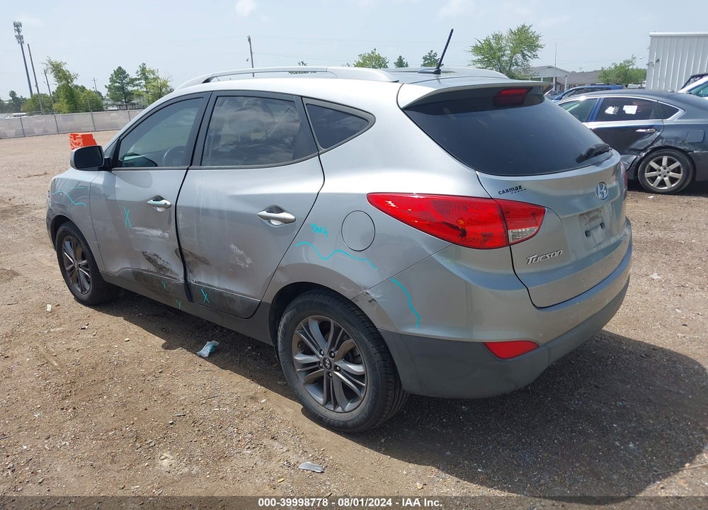 2015 HYUNDAI TUCSON SE VIN: KM8JU3AG8FU113553