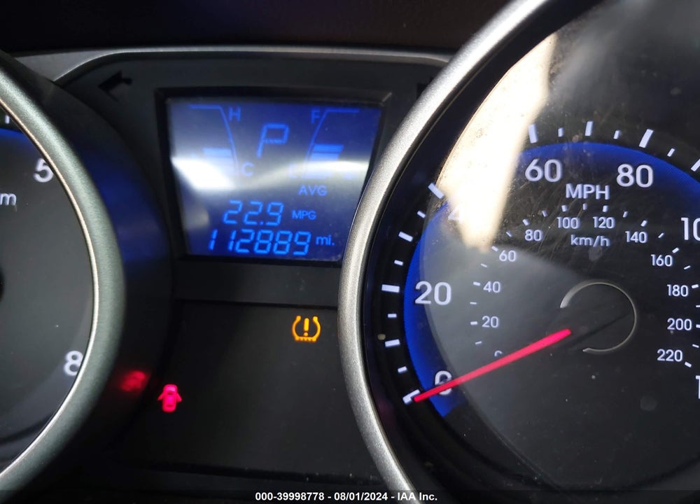 2015 HYUNDAI TUCSON SE VIN: KM8JU3AG8FU113553