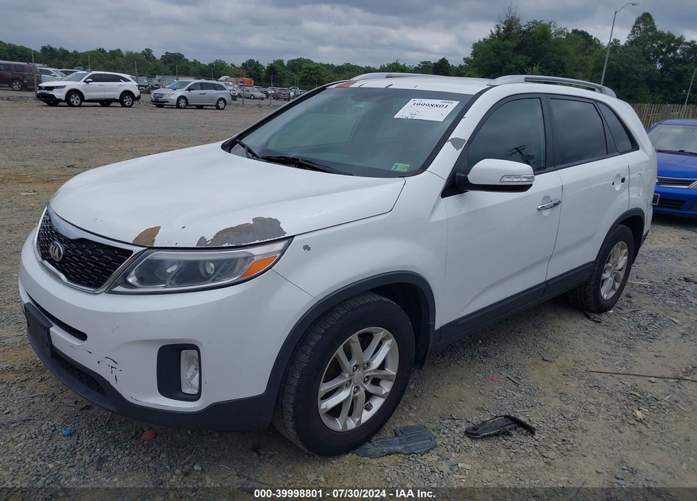 2015 KIA SORENTO LX VIN: 5XYKT4A61FG578766