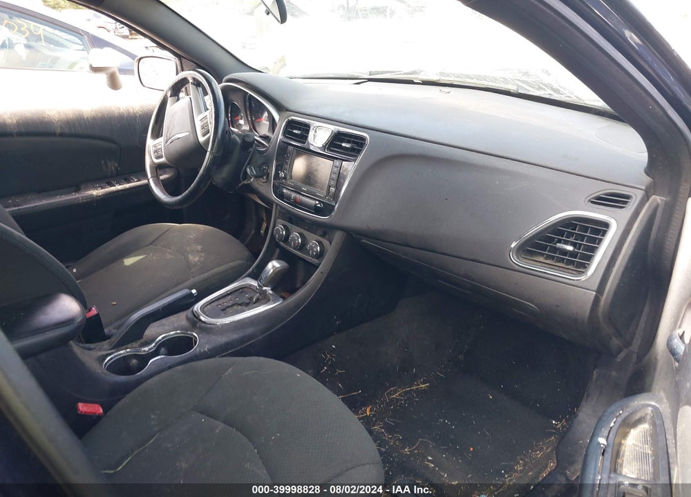 2011 CHRYSLER 200 TOURING VIN: 1C3BC1FB0BN600414
