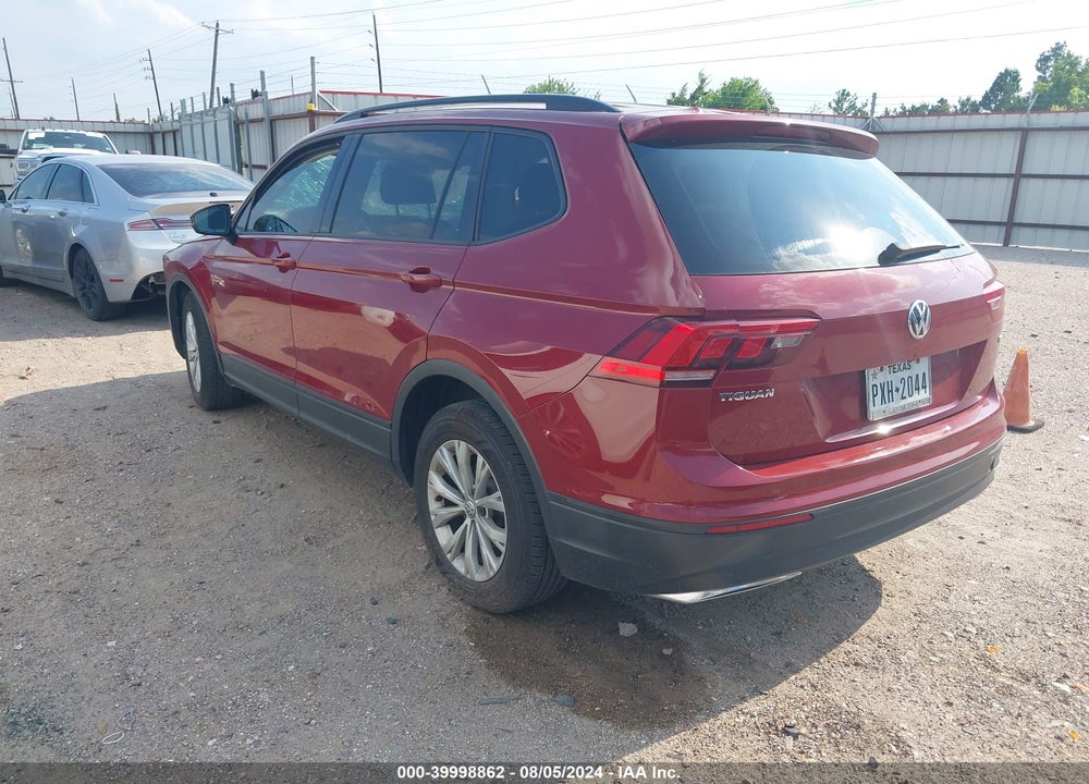 2018 VOLKSWAGEN TIGUAN 2.0T S VIN: 3VV1B7AX5JM124509