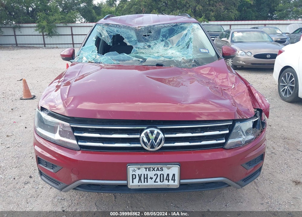 2018 VOLKSWAGEN TIGUAN 2.0T S VIN: 3VV1B7AX5JM124509