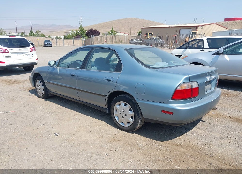 1996 HONDA ACCORD LX/EX VIN: 1HGCD5639TA191501