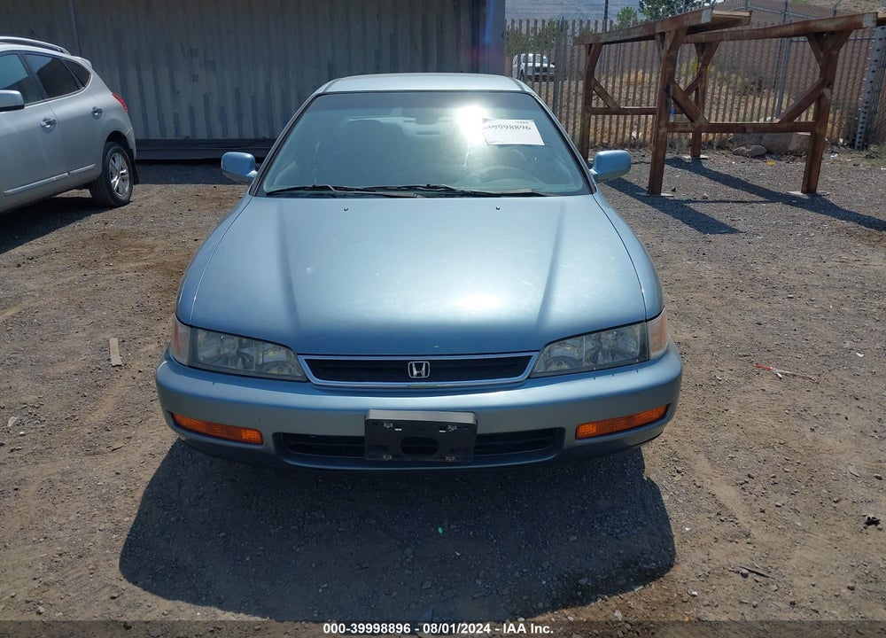 1996 HONDA ACCORD LX/EX VIN: 1HGCD5639TA191501