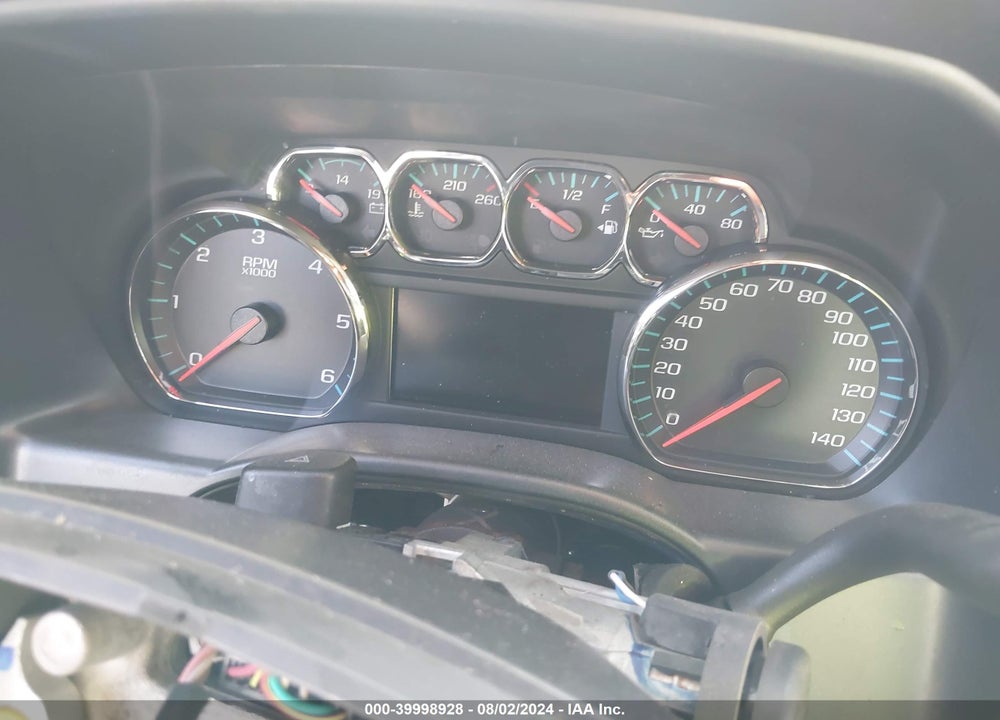 2018 CHEVROLET SILVERADO 1500 LT VIN: 1GCRCREH4JZ119958