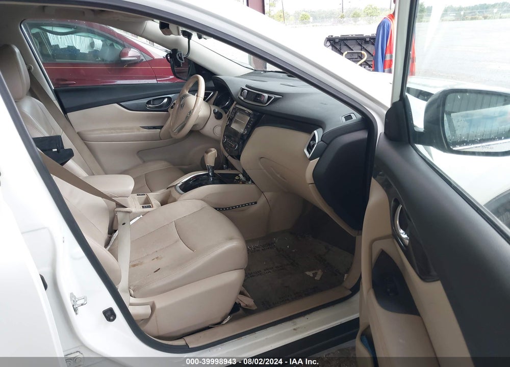 2015 NISSAN ROGUE SL VIN: 5N1AT2MV4FC763333