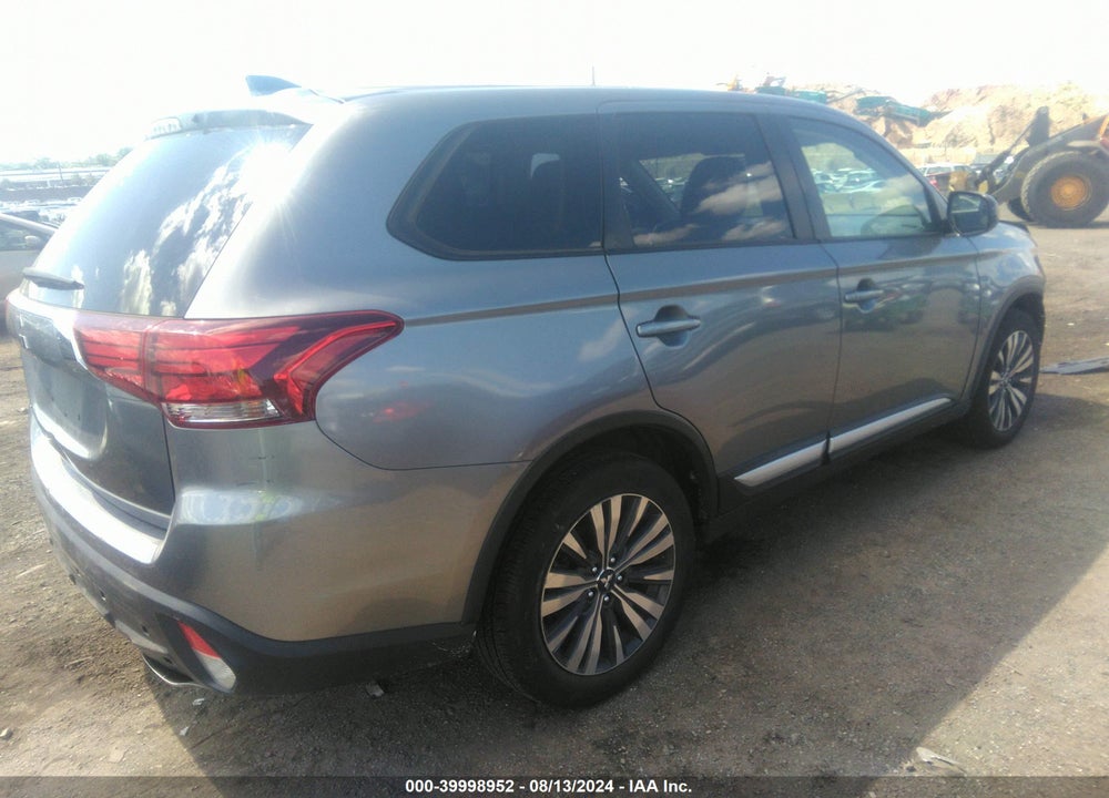 2020 MITSUBISHI OUTLANDER ES 2.4 VIN: JA4AD2A3XLJ000190