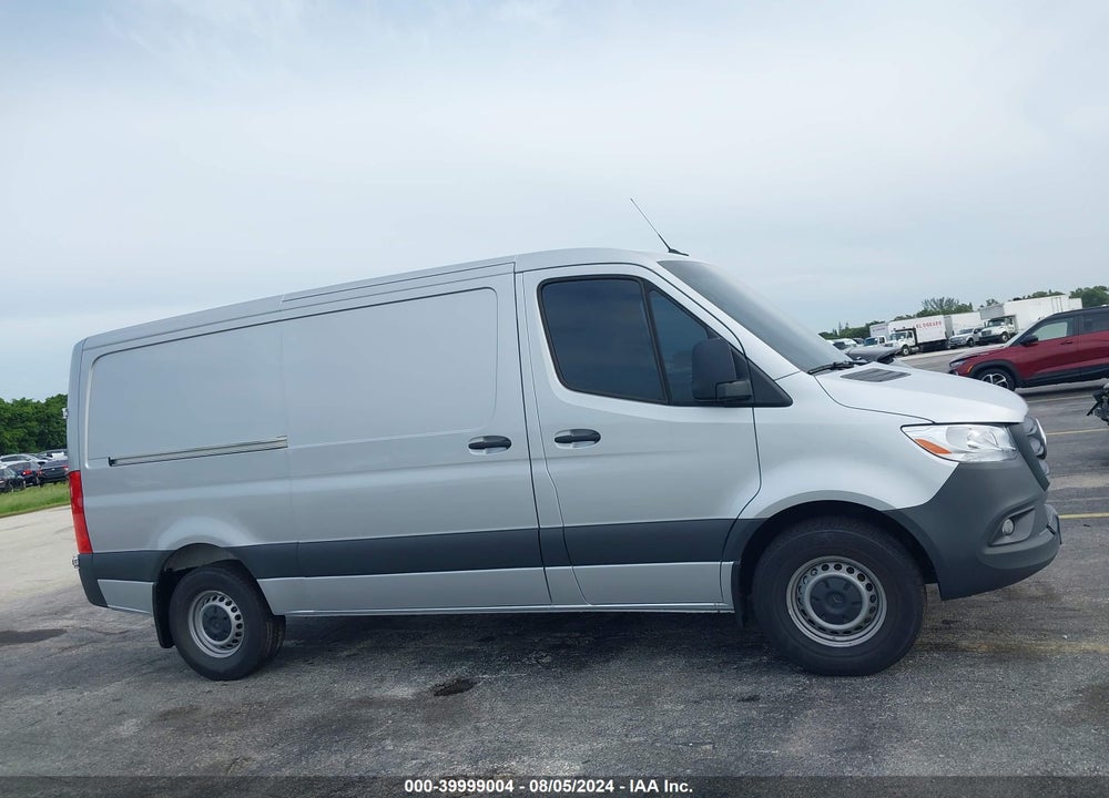 2024 MERCEDES-BENZ SPRINTER 2500 STANDARD ROOF 4-CYL DIESEL VIN: W1Y4KBHY0RT179617
