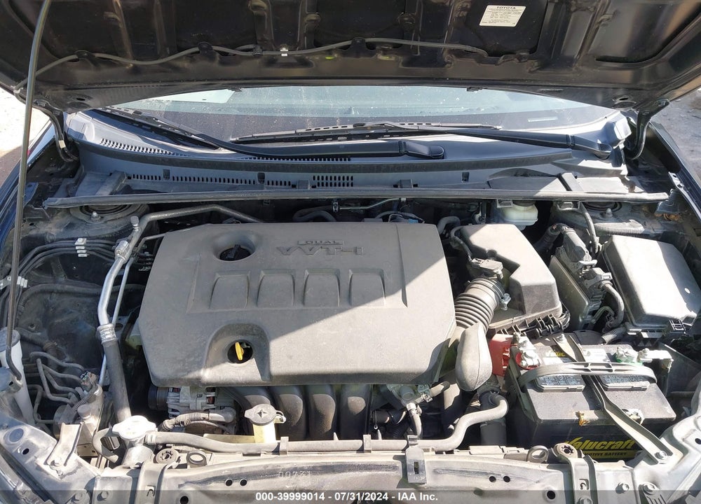 2018 TOYOTA COROLLA LE VIN: 5YFBURHE6JP826098