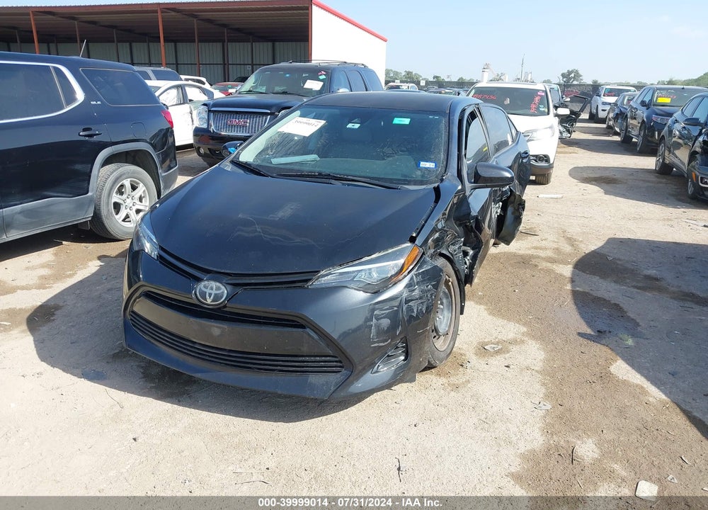 2018 TOYOTA COROLLA LE VIN: 5YFBURHE6JP826098